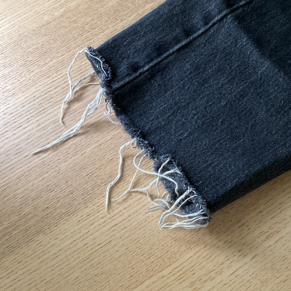 Levi’s Wedgie Straight Jeans - Washed Black (Size 28) - Picture 5 of 5